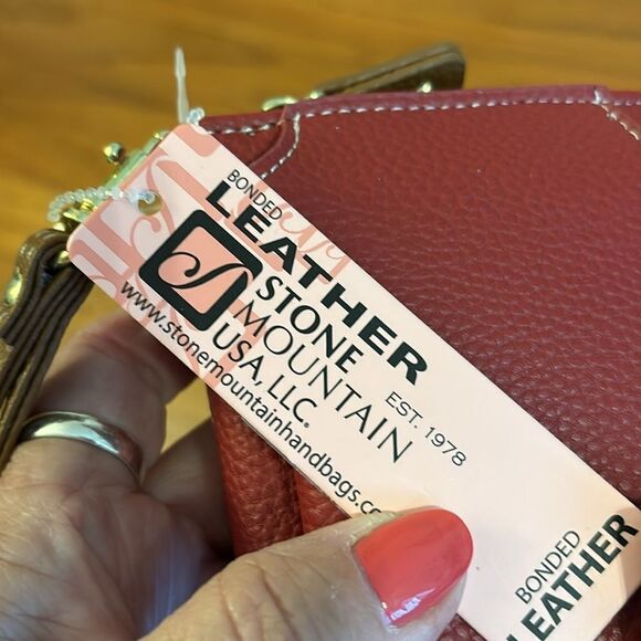 Stone Mountain Cornwall phone wristlet red.  NWT - Picture 8 of 10